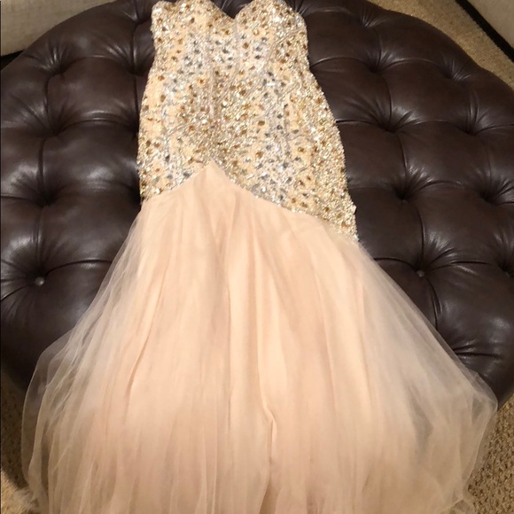 Prom Dress - Picture 3 of 5